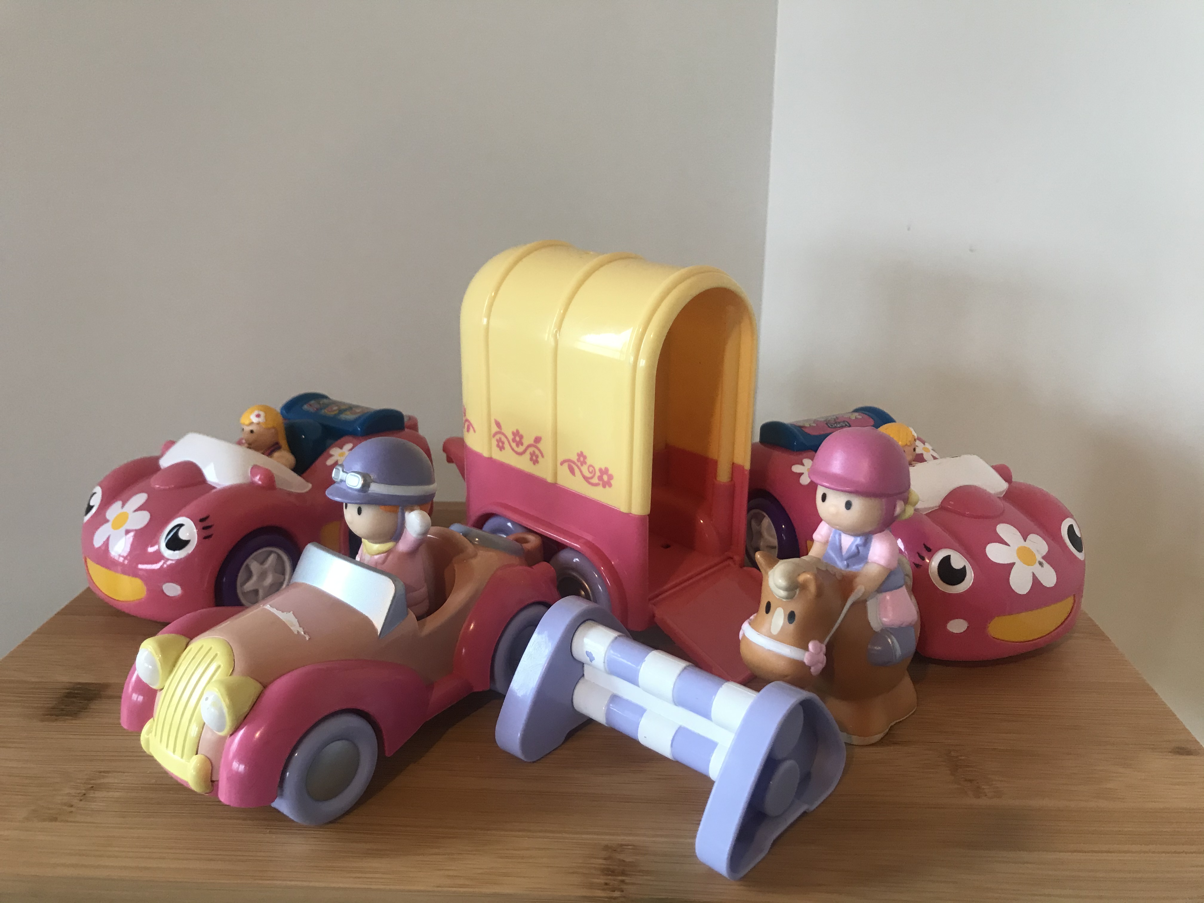 Pony and Vehicle Set